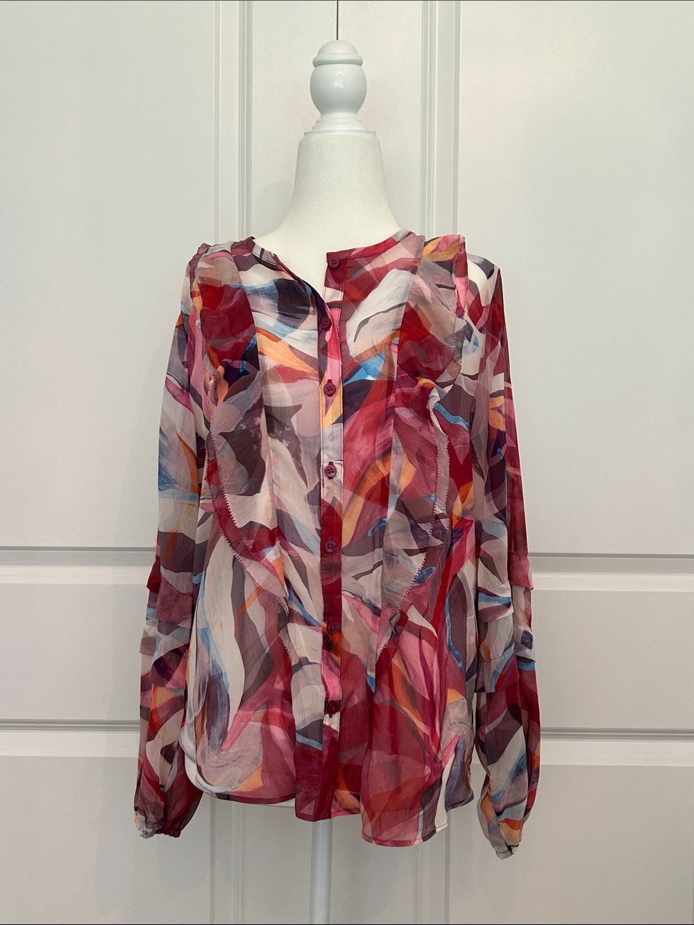 Chico's Abstract Mix LS Fashion Top in Sweet Berry